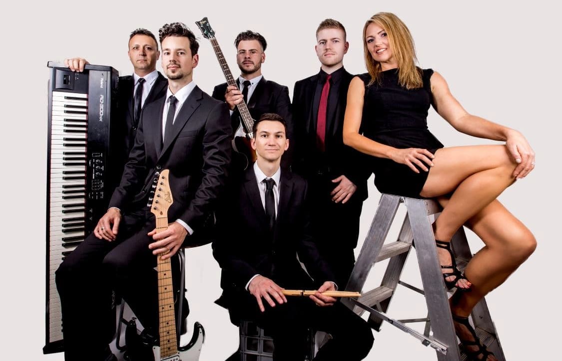 Swipe Right Cover Band