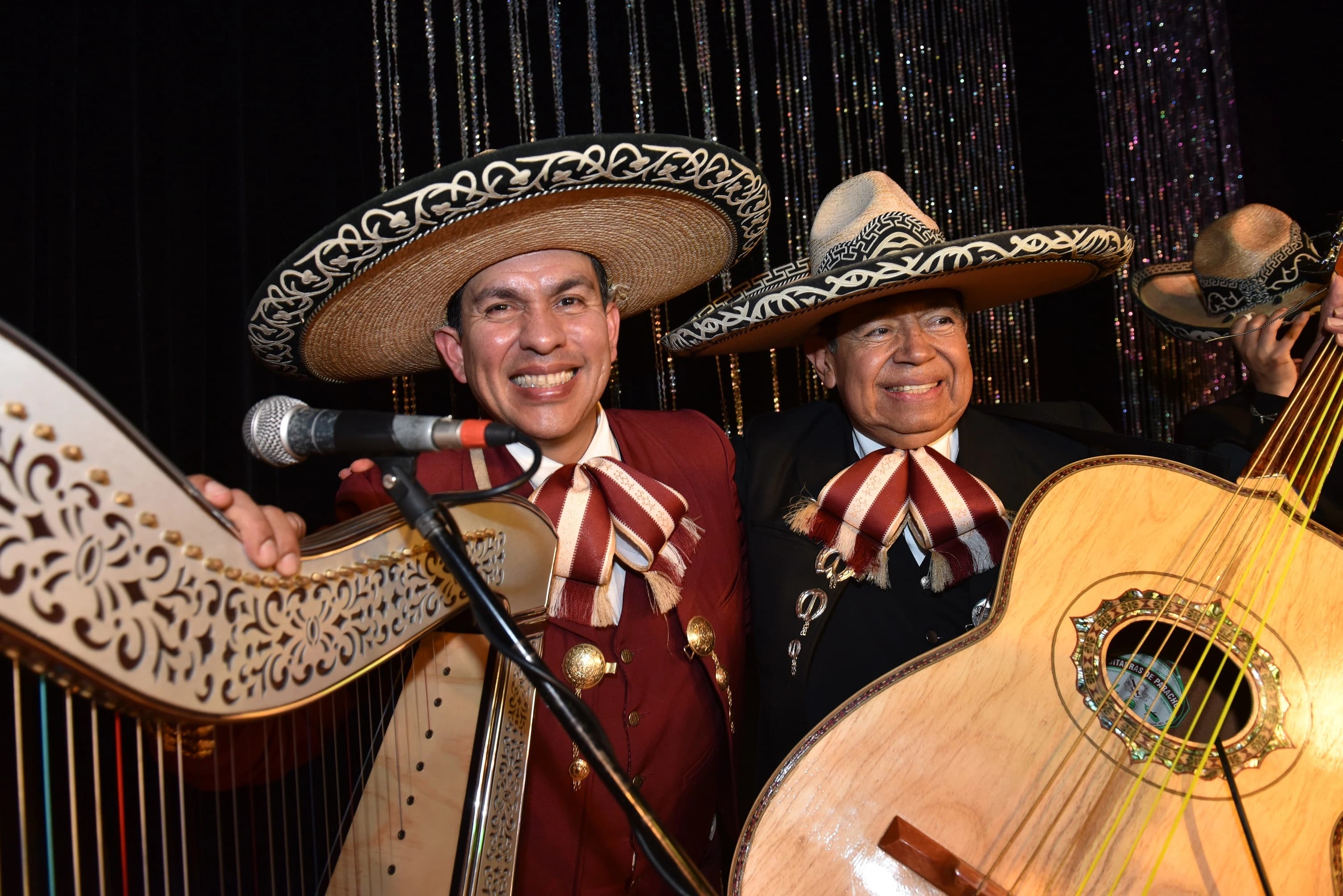 Victor Valdes & the Mexican Mariachis