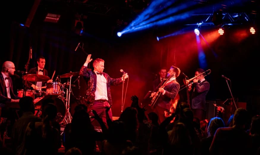 Adam Hall & The Velvet Playboys